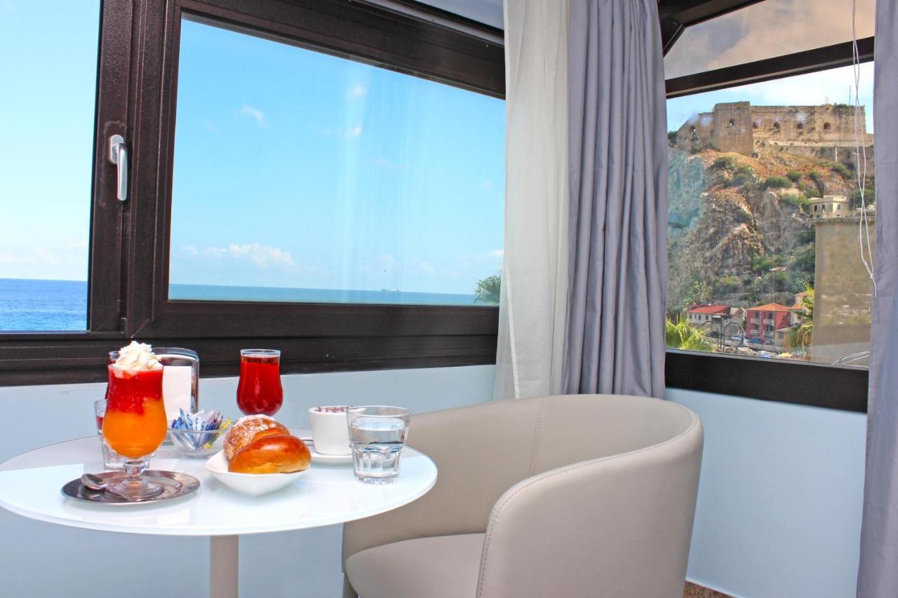 Bed and Breakfast Bb Oasis Scilla Exterior foto