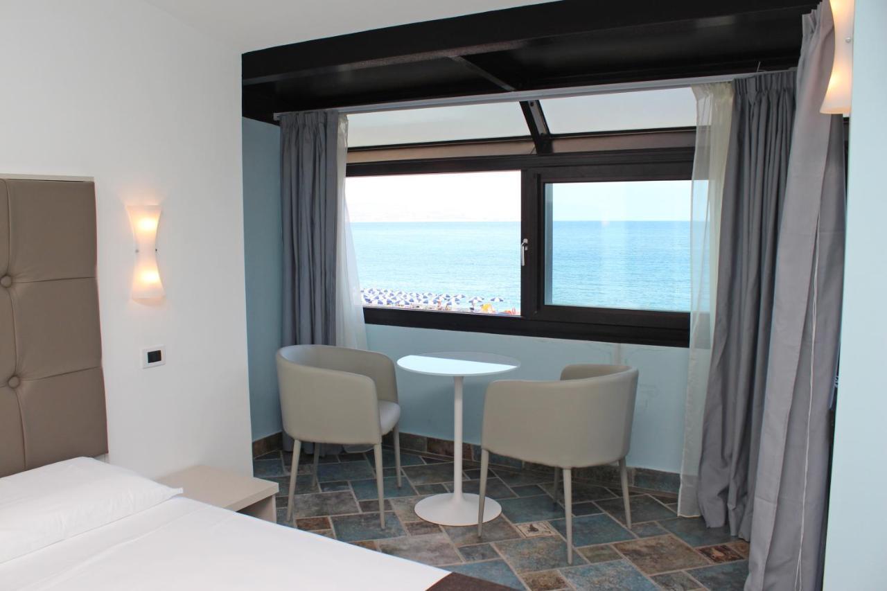 Bed and Breakfast Bb Oasis Scilla Exterior foto